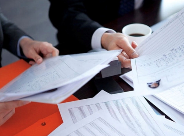 Có thể nộp hồ sơ bằng 2 hình thức là trực tiếp và dịch vụ bưu chính