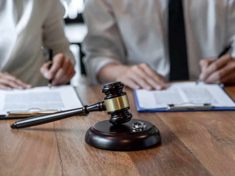 Tòa án sẽ chấp nhận yêu cầu ly hôn thuận tình nếu các thỏa thuận giữa hai bên là hợp lý, công bằng