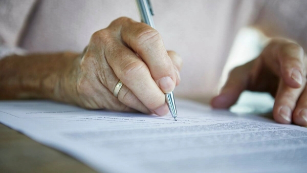 Không đáp ứng điều kiện trong di chúc có thể bị truất quyền thừa kế