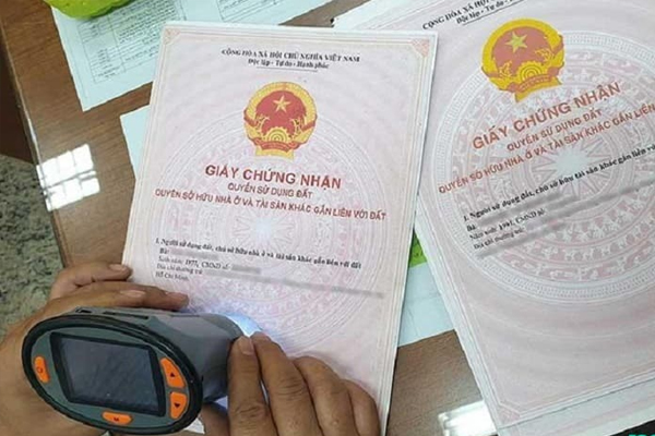 Tiến hành thủ tục tách thửa đất cho con cái