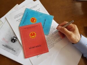 Thủ tục bố mẹ cho tặng nhà đất cho con phải được văn bản hóa và xác nhận bởi các cơ quan có thẩm quyền